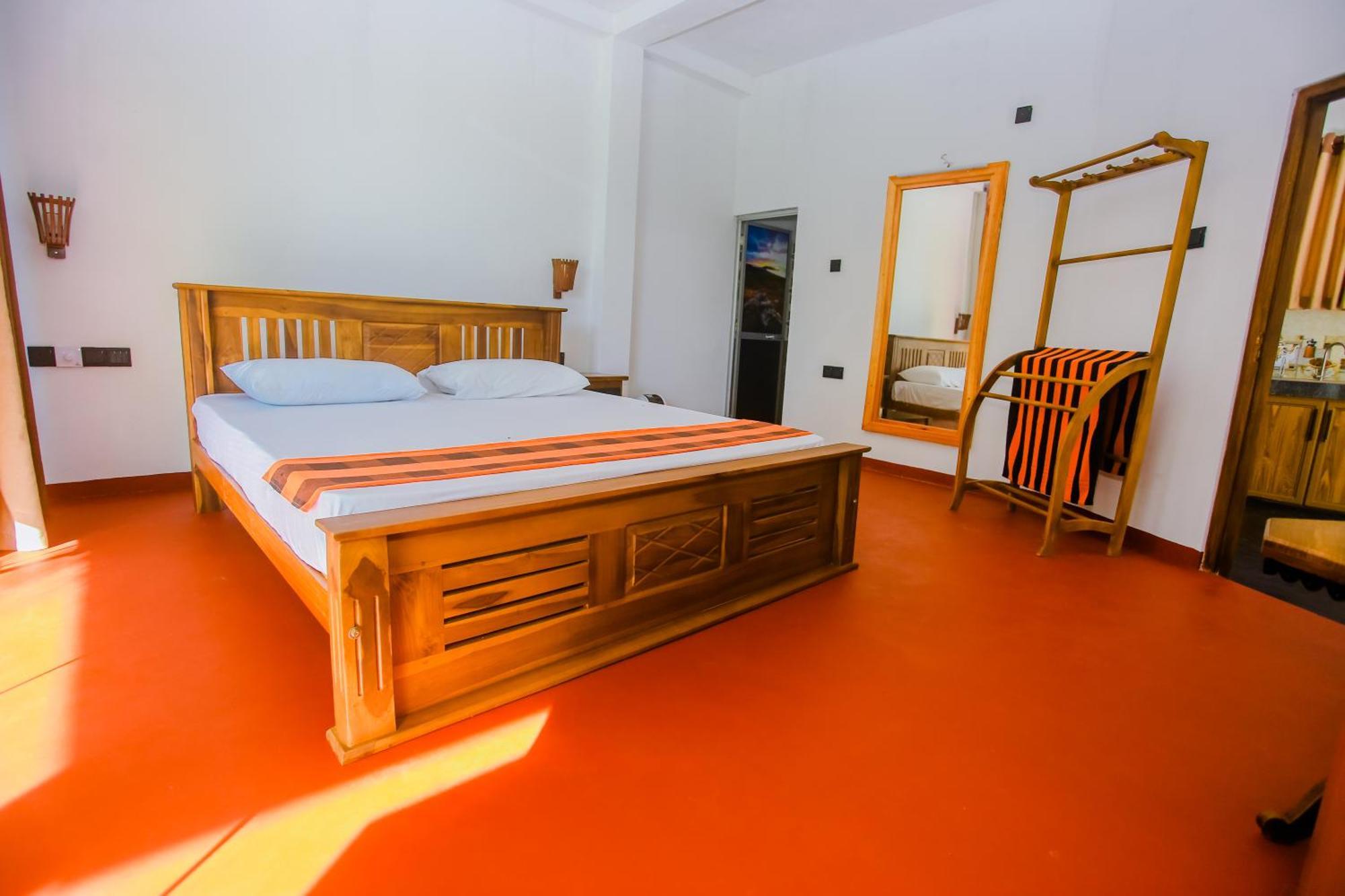Bed and Breakfast Little Angels Мірісса Екстер'єр фото