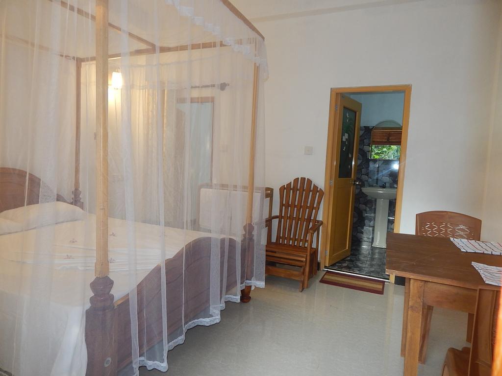 Bed and Breakfast Little Angels Мірісса Номер фото